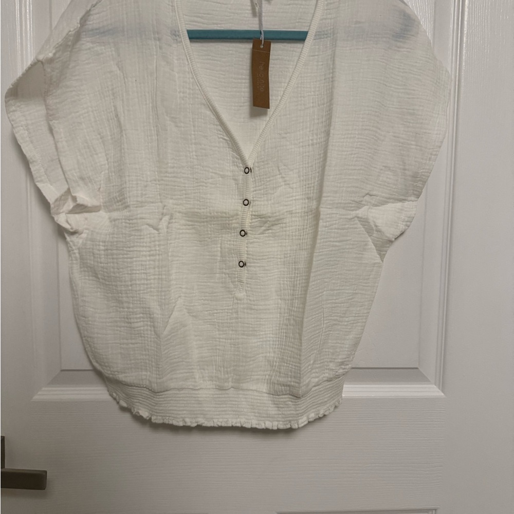 NWT hello nite large White Button-Front Blouse
